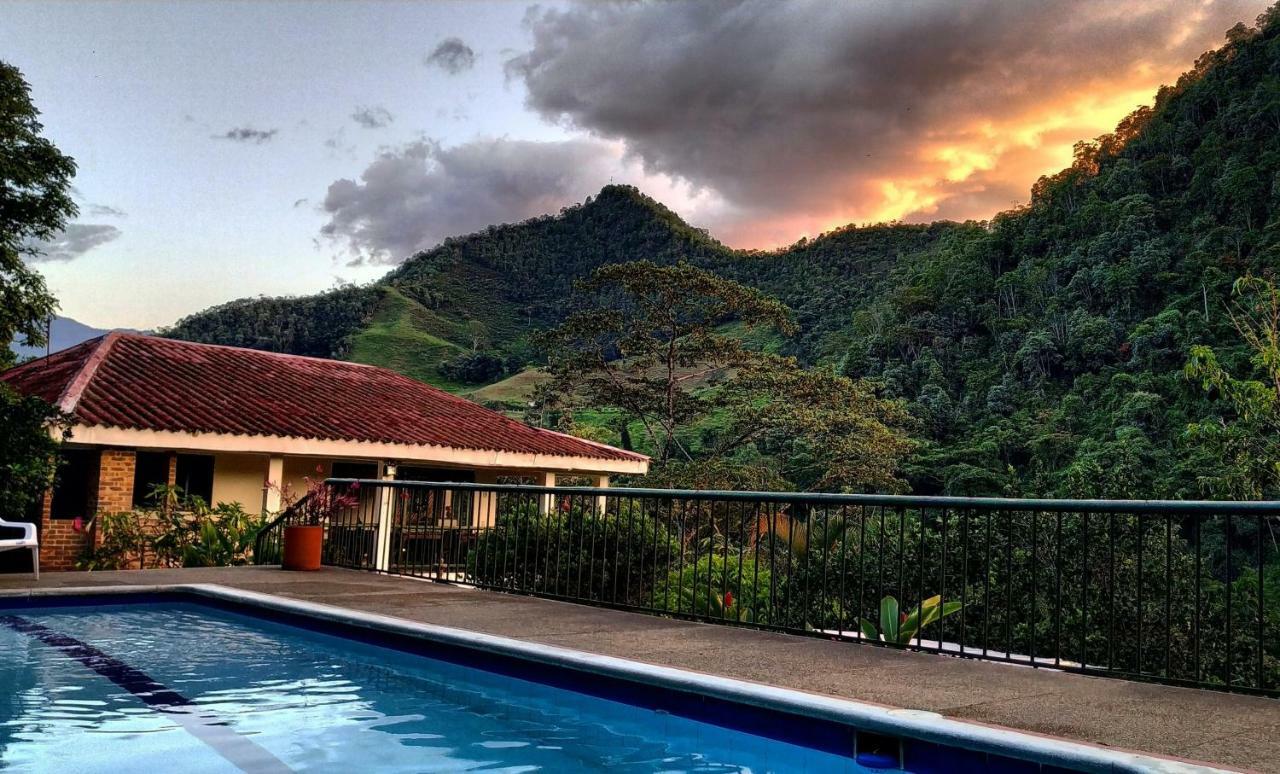 Duck House Hotel La Vega  Kültér fotó